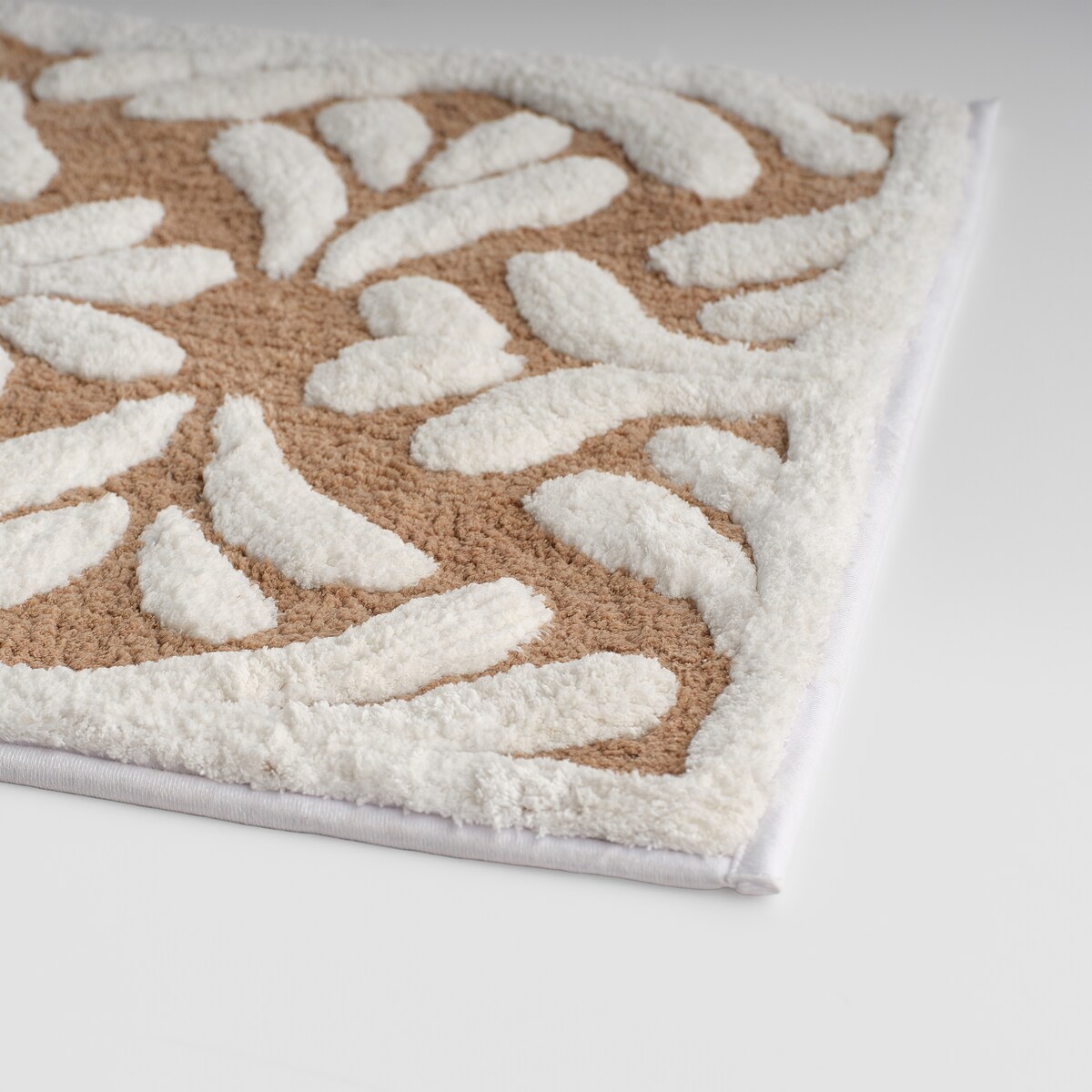 Dywanik łazienkowy Laval 50x80 cm z motywem arabeski