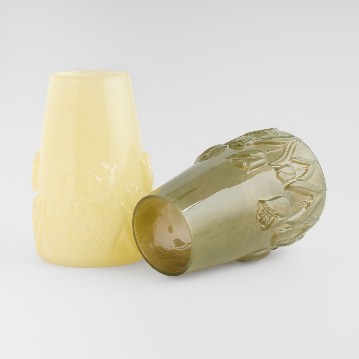 Wazon Glass tulip z motywem kwiatowym