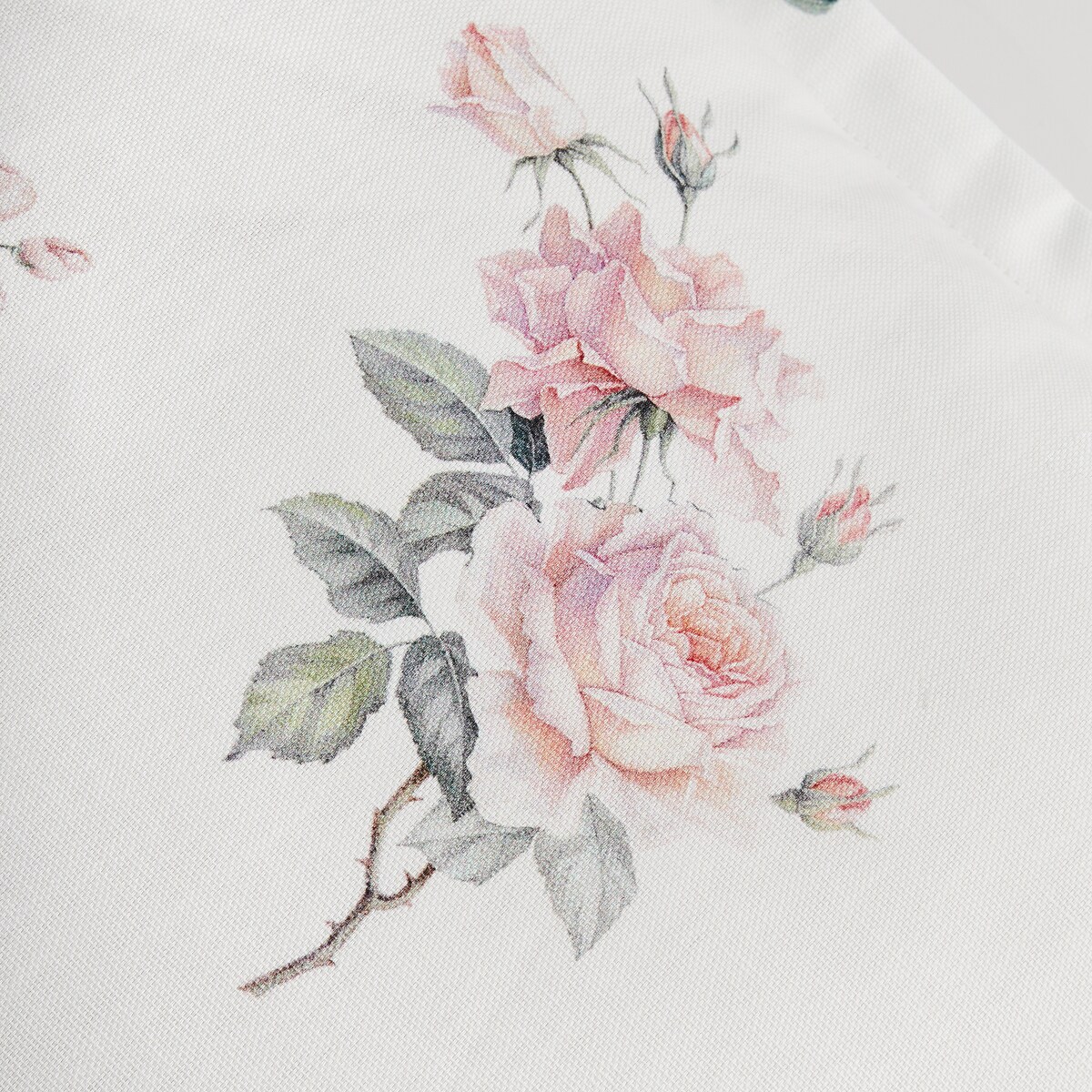 Poszewka z nadrukiem Charyor 45x45 cm z motywem kwiatowym