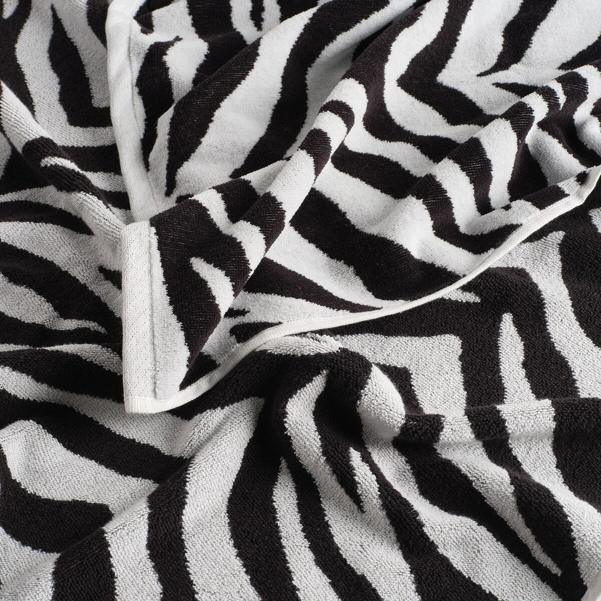 Ręcznik Zebhra 70x130 cm z motywem zwierzęcym