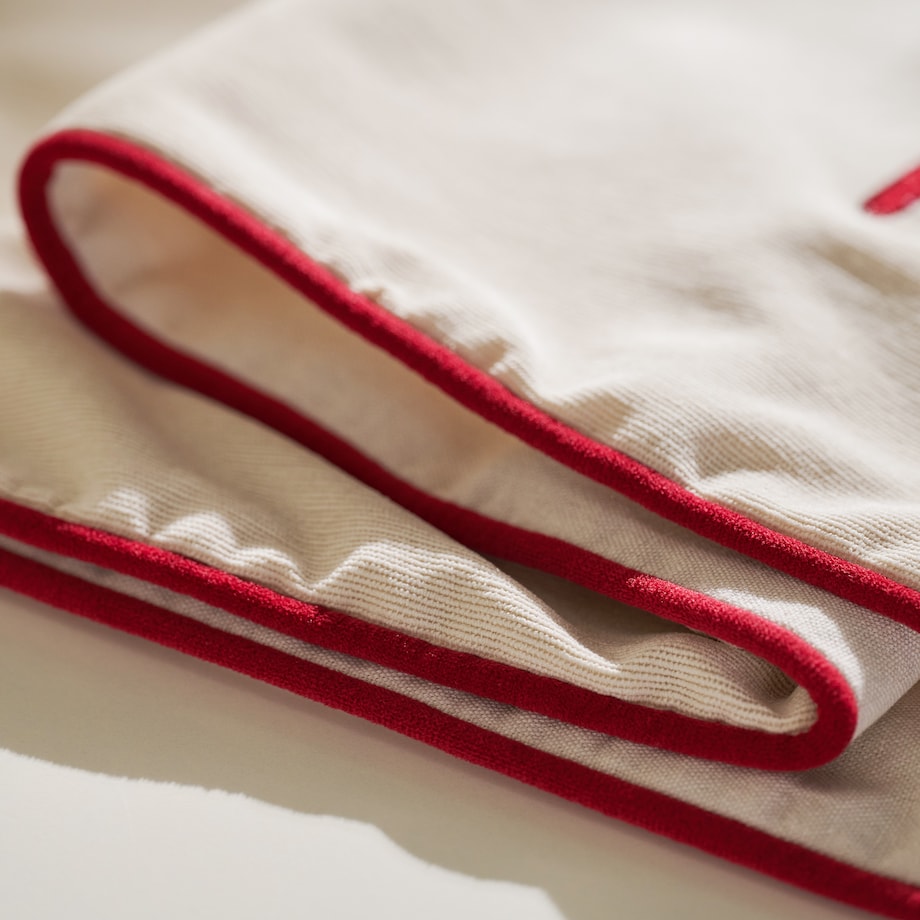 Bieżnik Haftowany Jolino 45x180 cm z motywem napisów