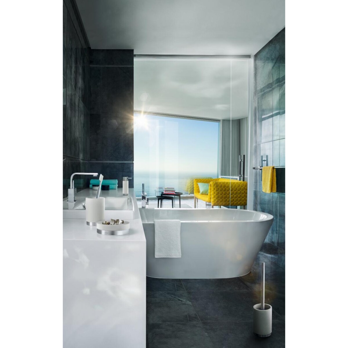 Szczotka do WC ARA - biały, stal matowa, polystone, 45x10 cm