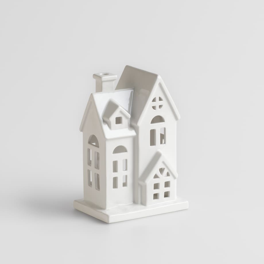 Świecznik Hausi z motywem domku