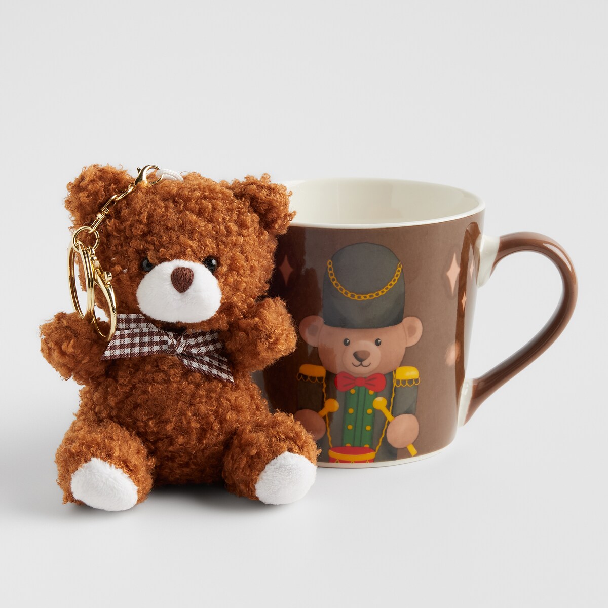 Kubek Z Dodatkiem Nutpatcher bear z motywem dziadka do orzechów