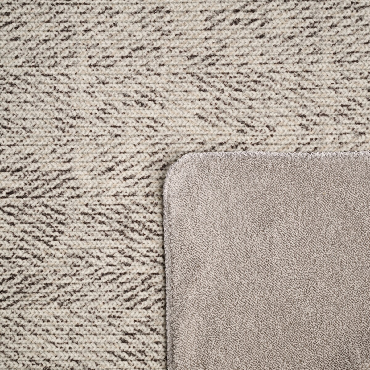 Jednokolorowy koc żakardowy Oseo 180x220 cm