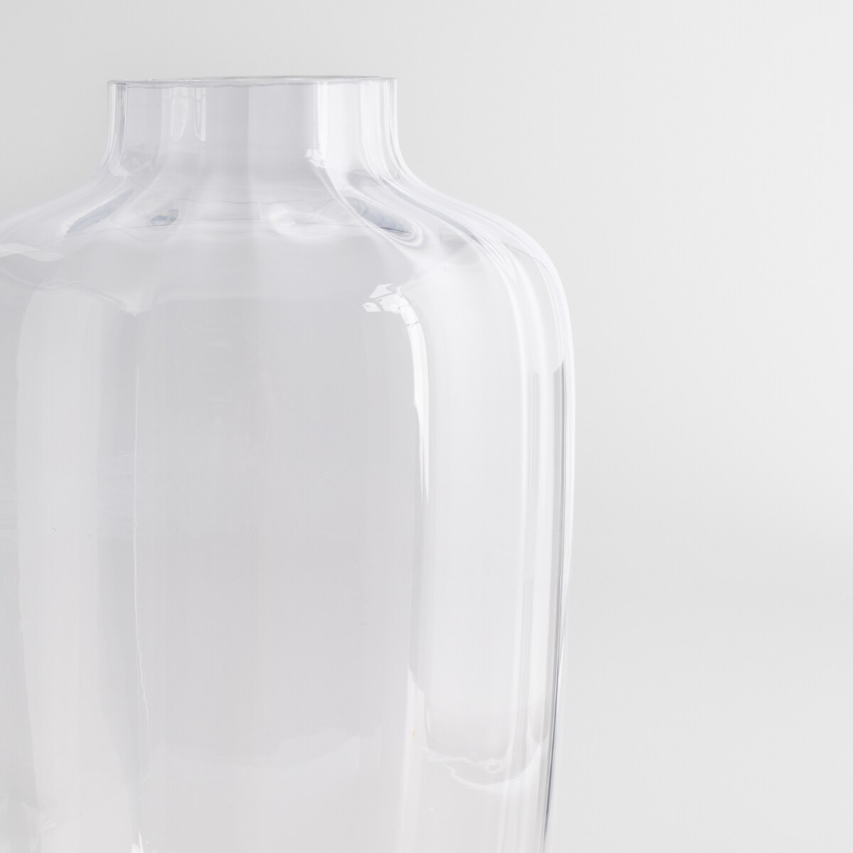 Wazon Ingridess z motywem geometrycznym