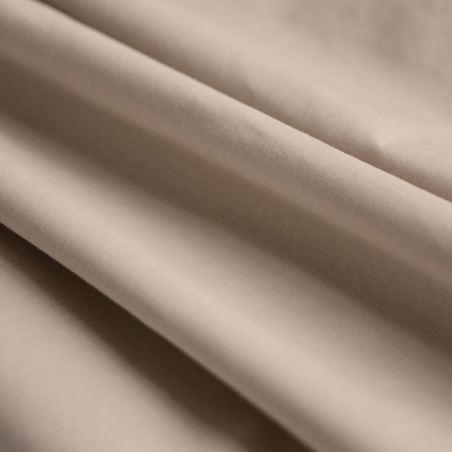 Pościel bawełniana z haftem Listisi 160x200 cm z motywem liściastym