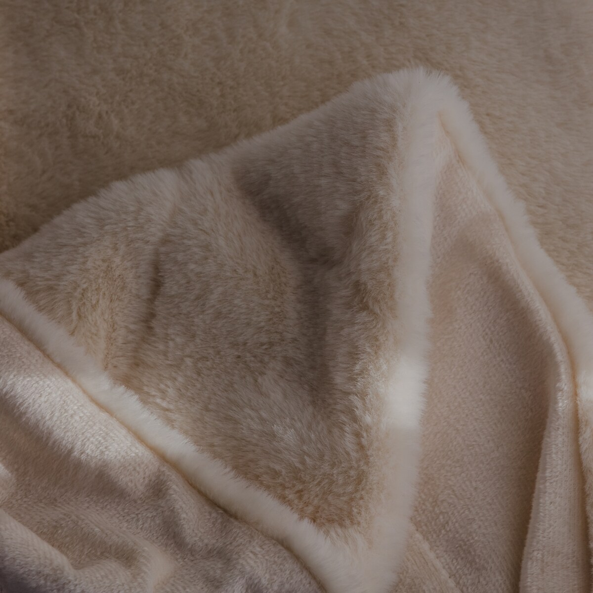 Narzuta Futrzana Marolina 200x220 cm