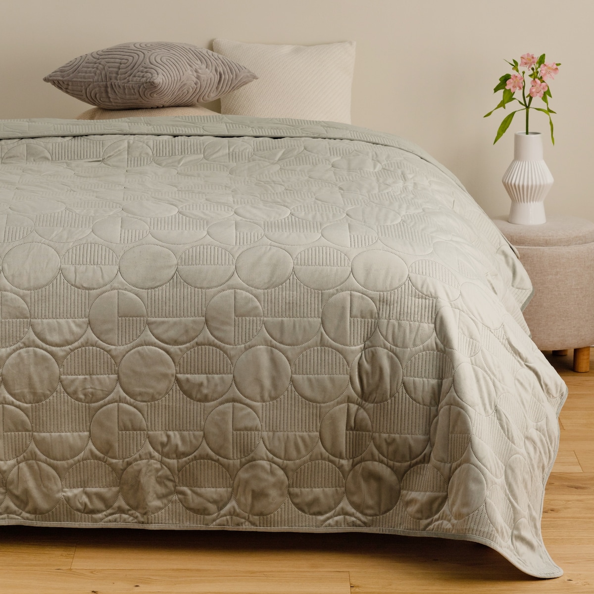 Narzuta Welwetowa w Wytłaczany Geometryczny Wzór Arnos 200x220 cm