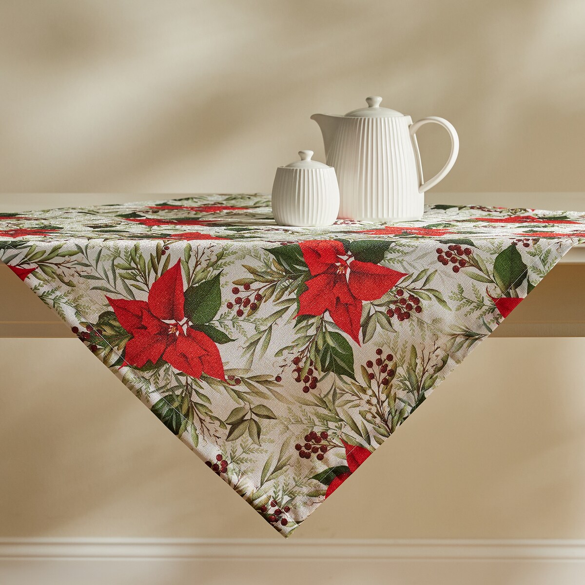 Serweta z nadrukiem Poinsetta 80x80 cm z motywem gwiazdy betlejemskiej