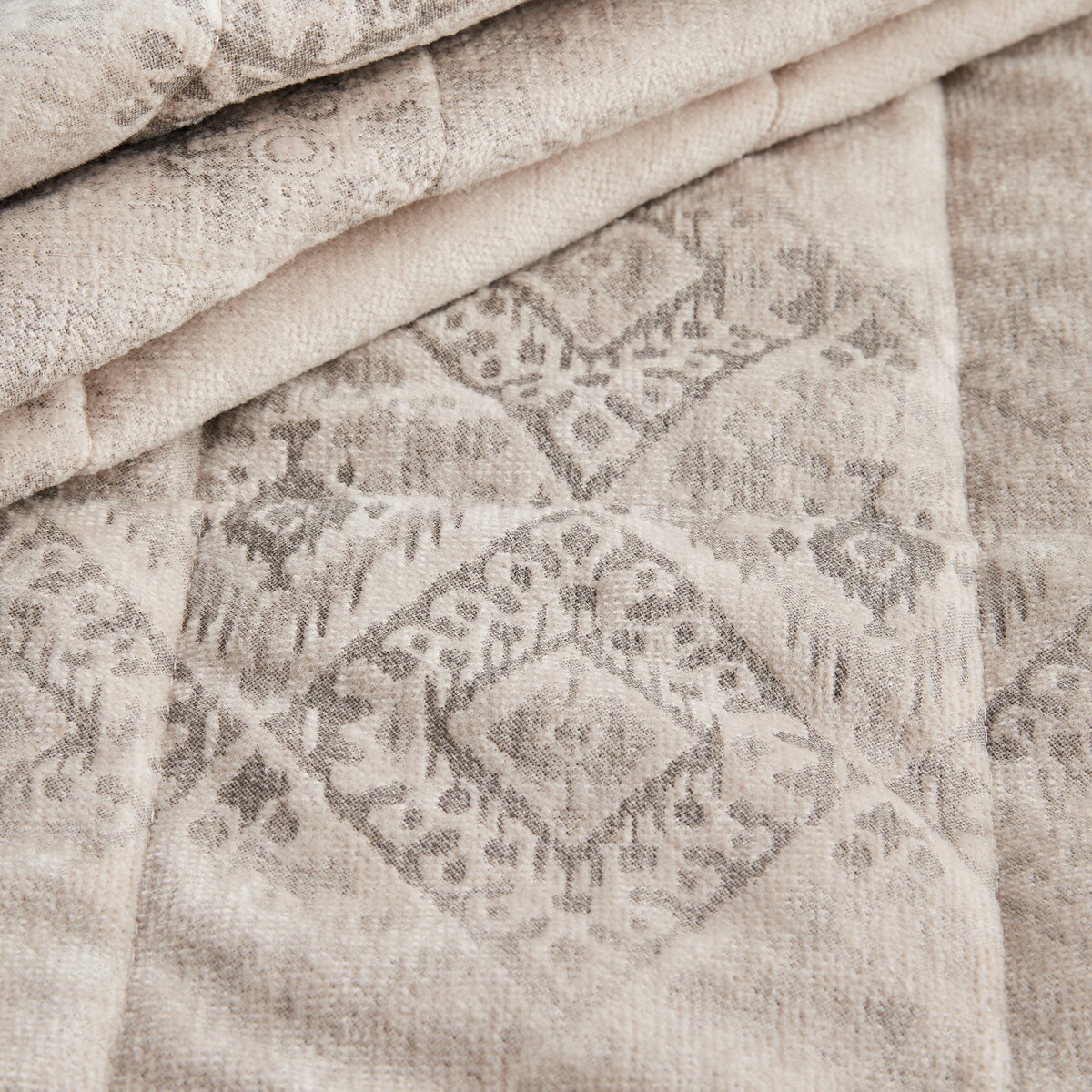 Jednokolorowa narzuta na łóżko Malumo 200x220 cm