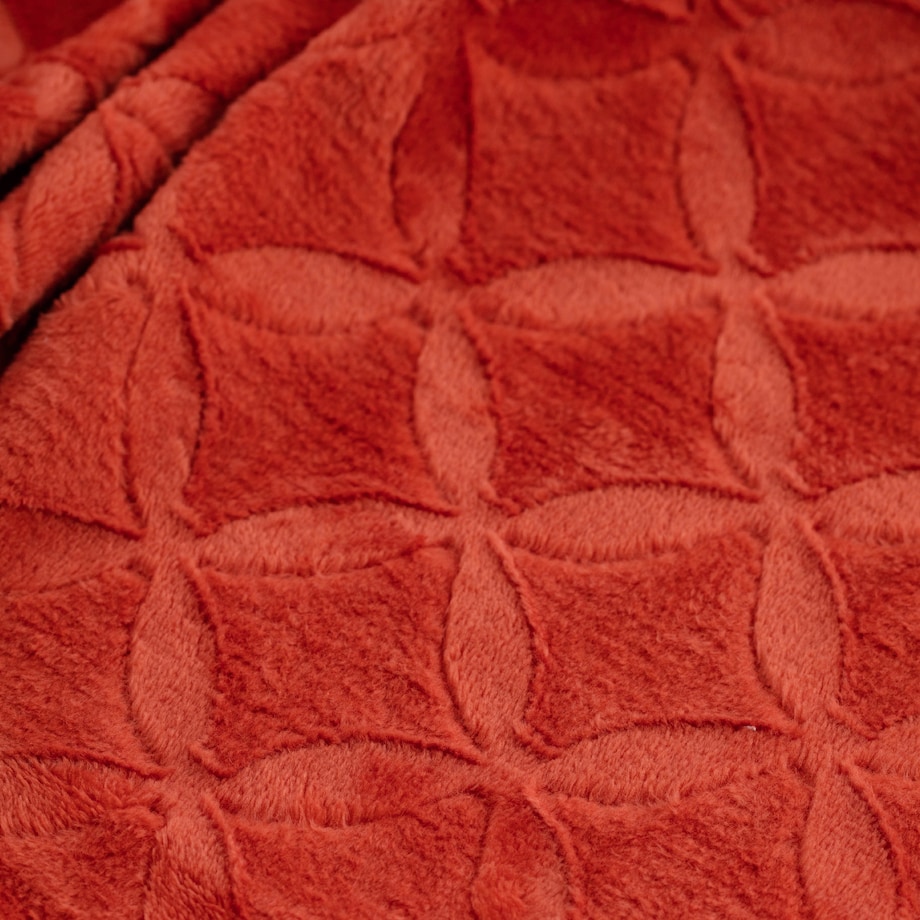 Jednokolorowy koc z wytłoczonym wzorem Tiles 150x200 cm