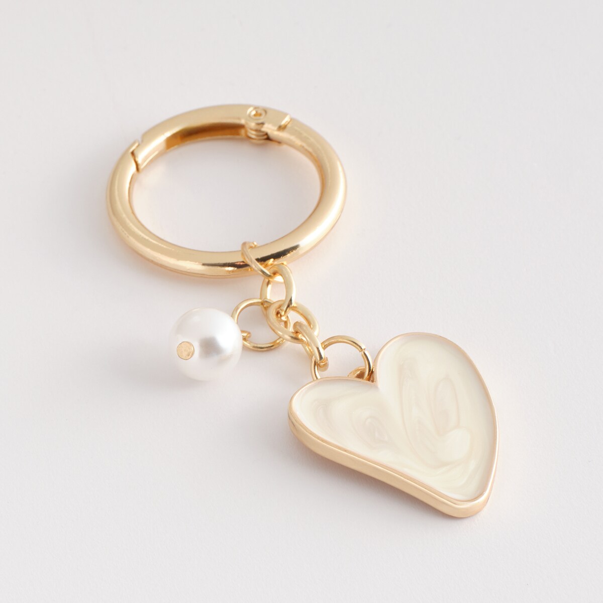 Brelok Heartly z motywem serca