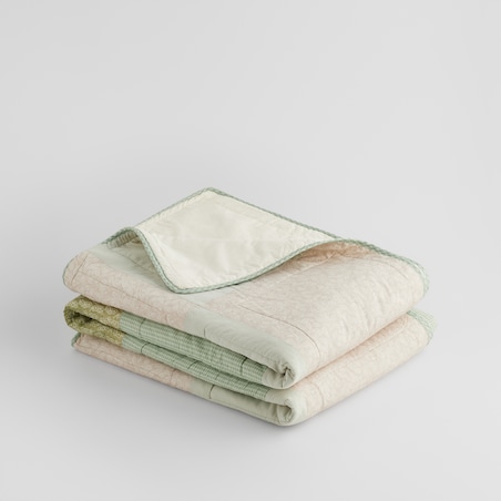 Patchwork narzuta na łóżko Telicate 200x220 cm z motywem roślinnym