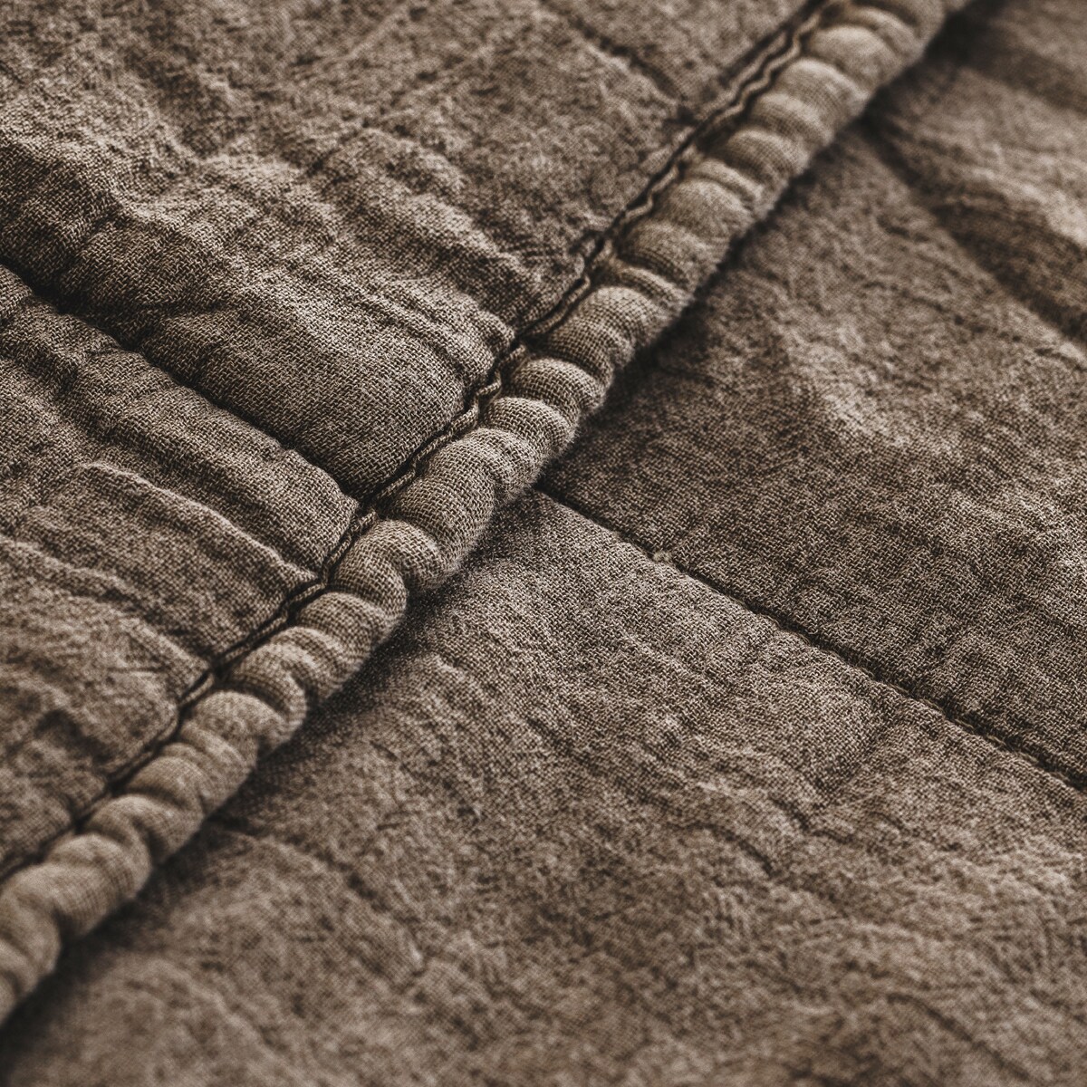 Narzuta Meade 200x220 cm z motywem geometrycznym