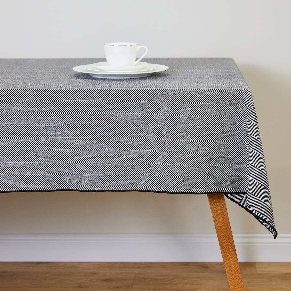 Obrus Catron 150x220 cm