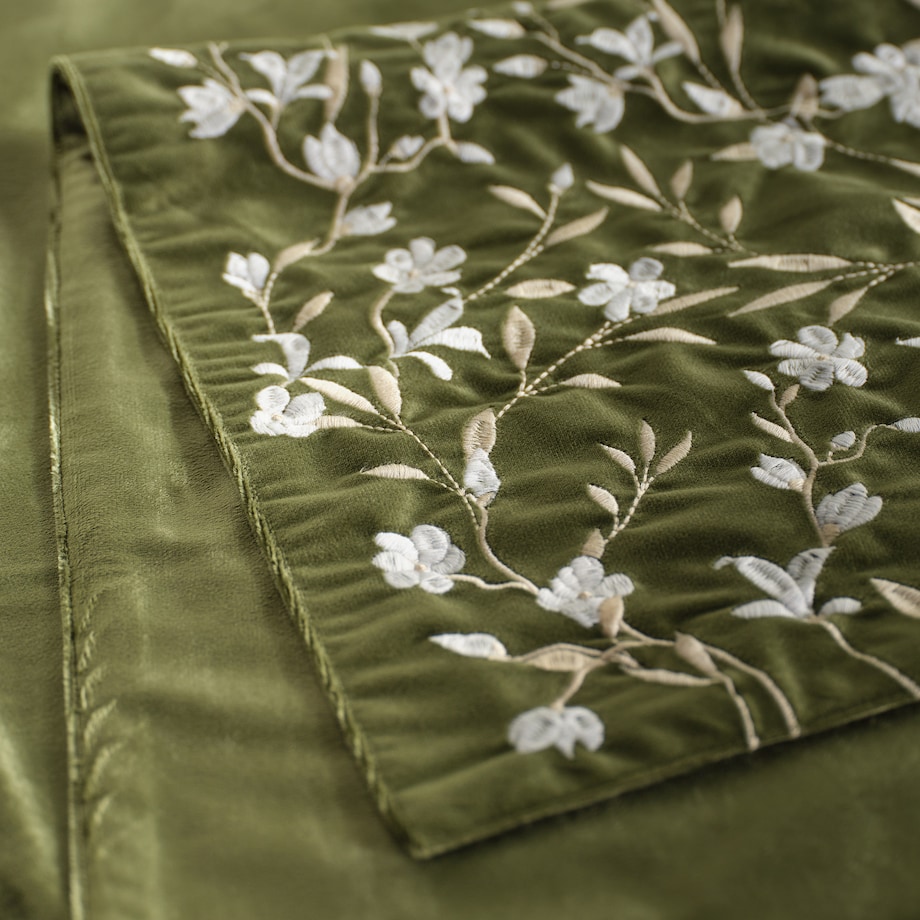 Bieżnik Haftowany Inverness 35x180 cm z motywem kwiatowym