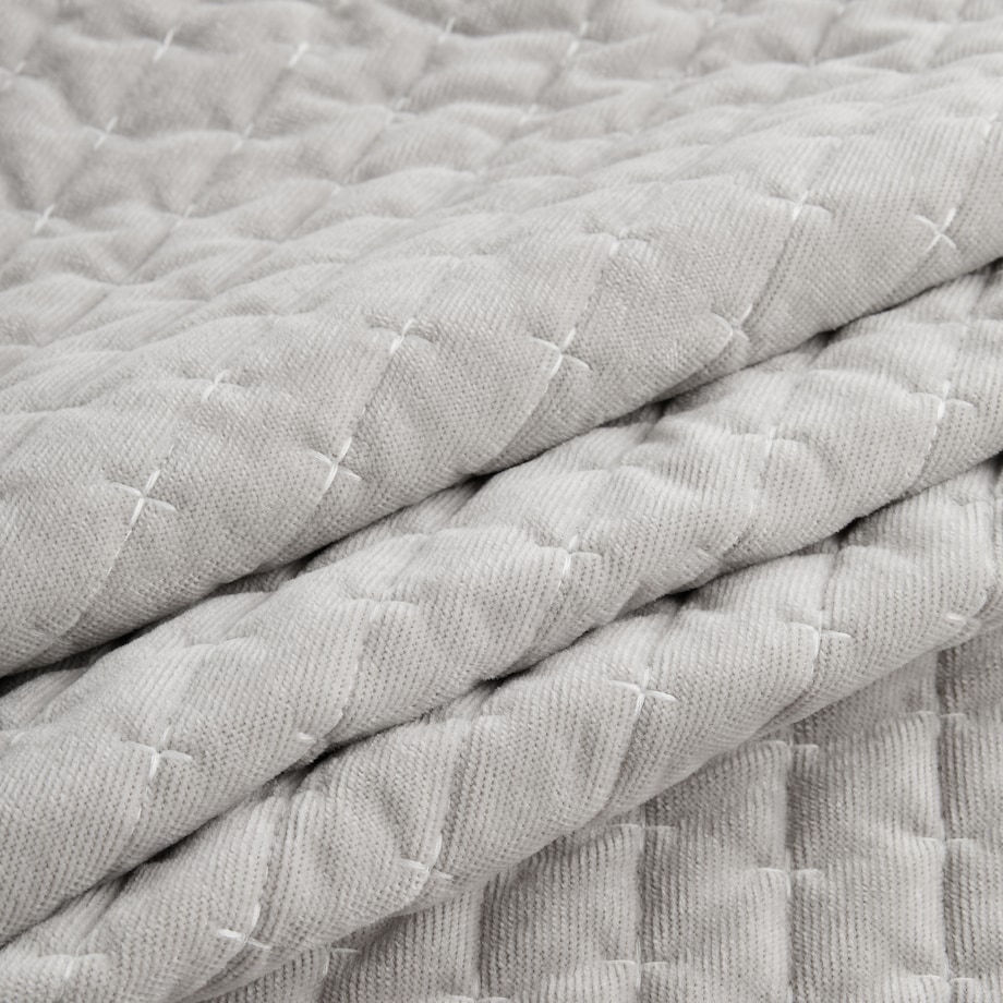 Jednokolorowa narzuta na łóżko z przeszywanym wzorem Goyar 220x240 cm