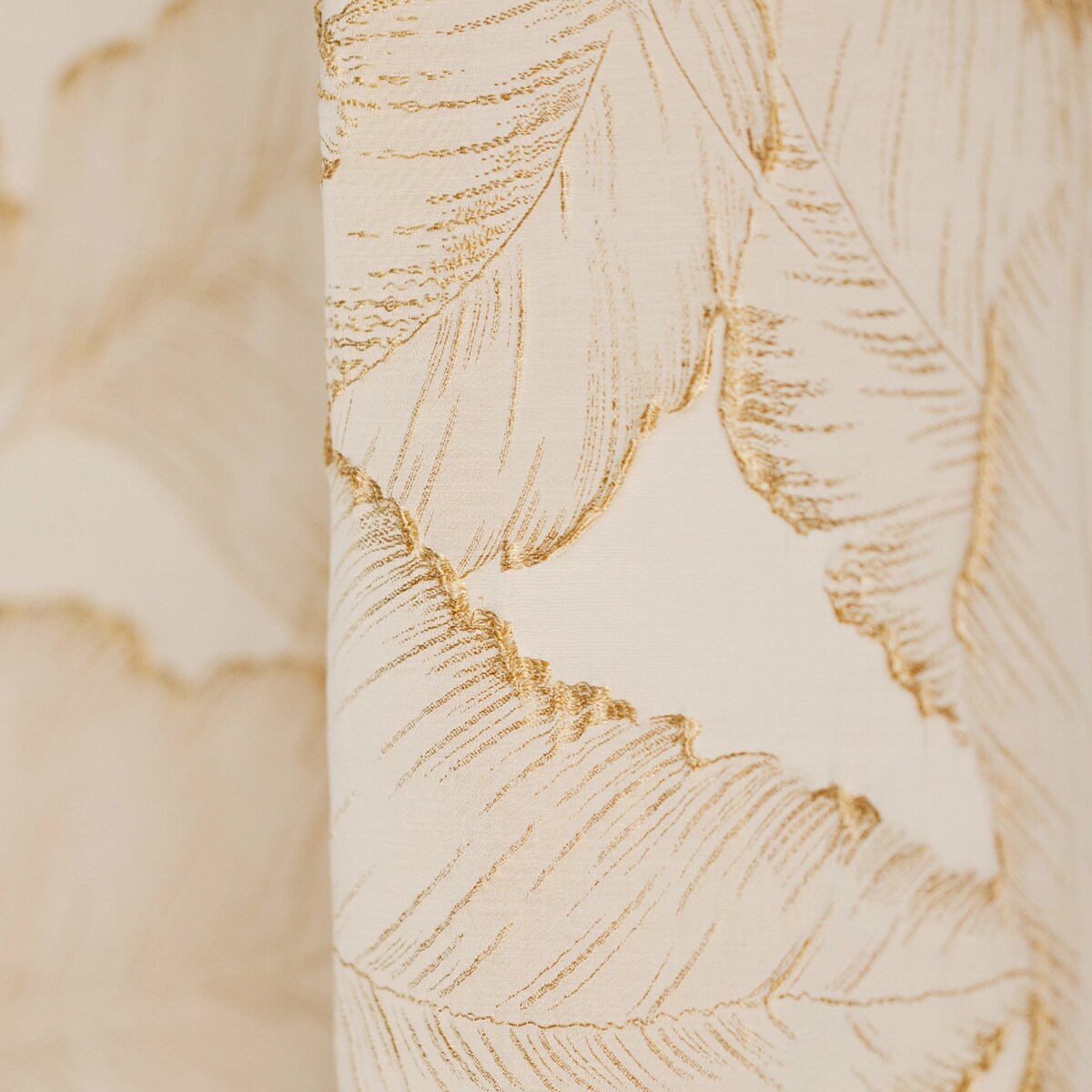 Zasłona Żakardowa Fernaso 140x250 cm z motywem liściastym