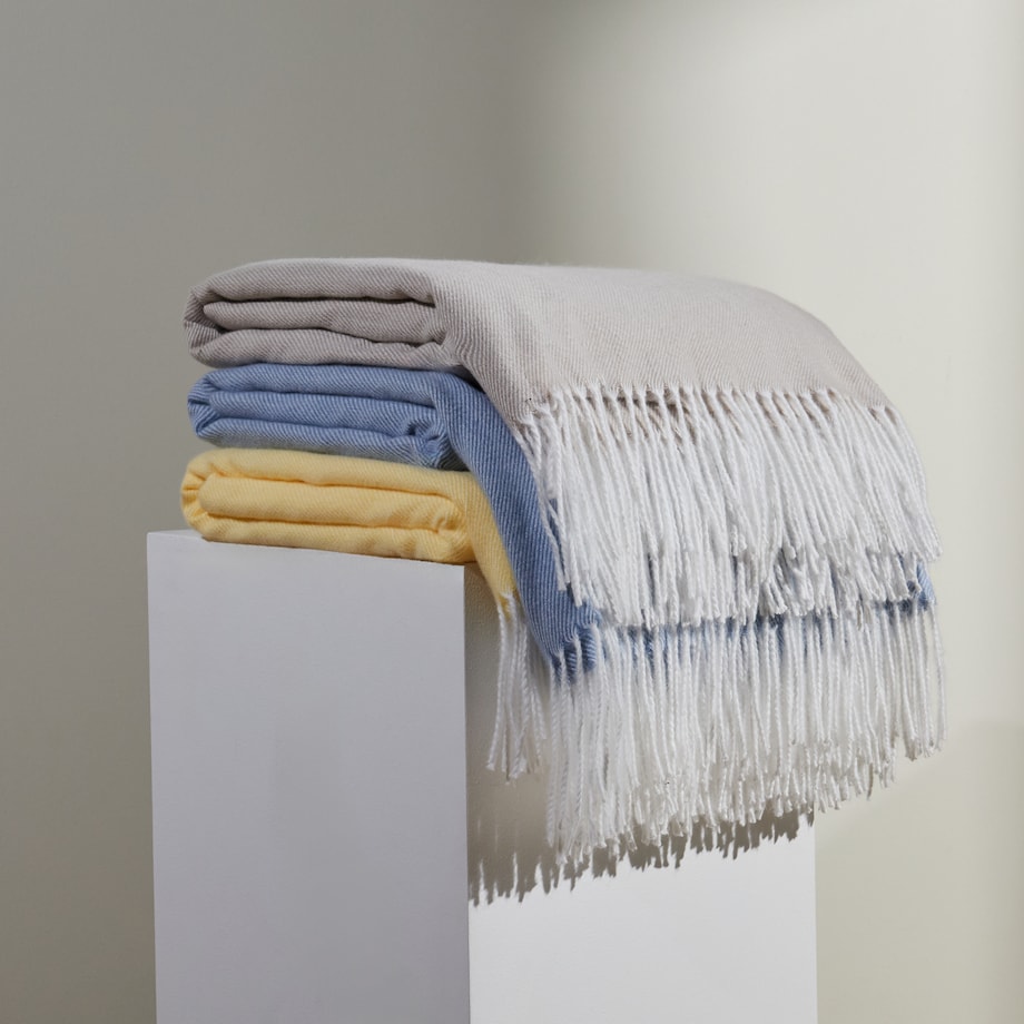 Pled Lekki Tkany z Frędzlami Lomani 150x200 cm