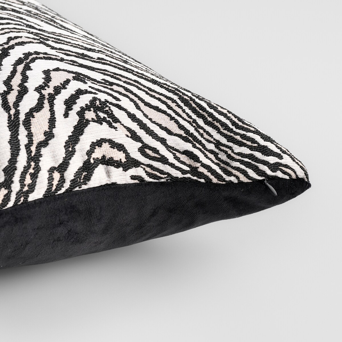 Poszewka Żakardowa Zebrea 45x45 cm