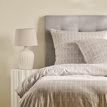 Pościel Z Mikrofibry Ariess 200x220 cm z motywem abstrakcyjnym