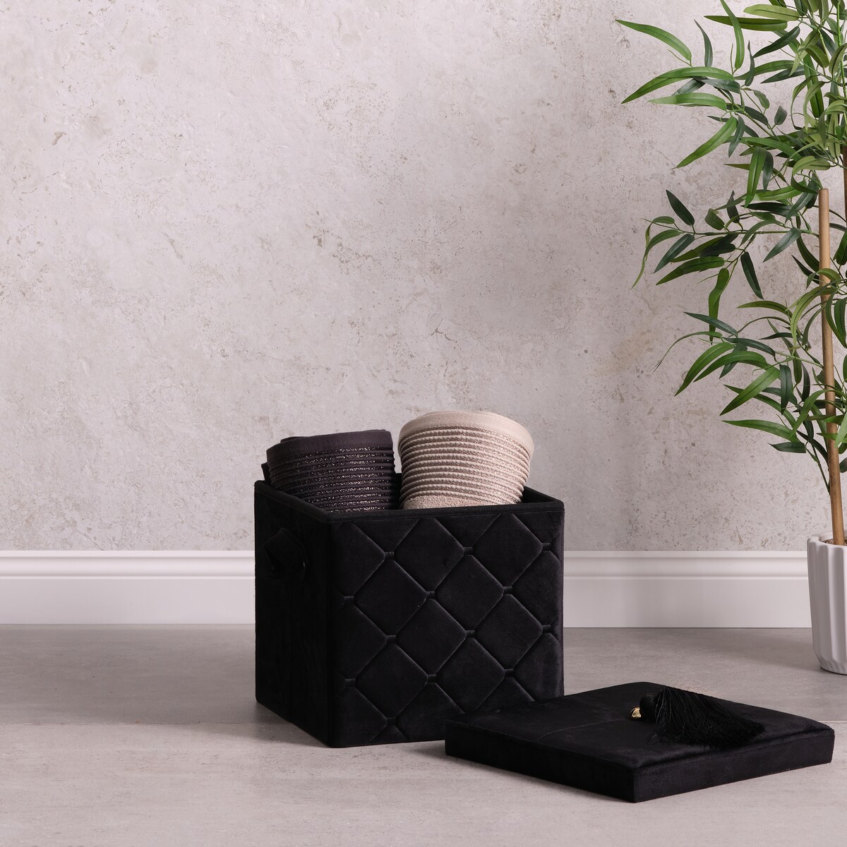 Pudło Z Przykrywką Turello 32x32 cm