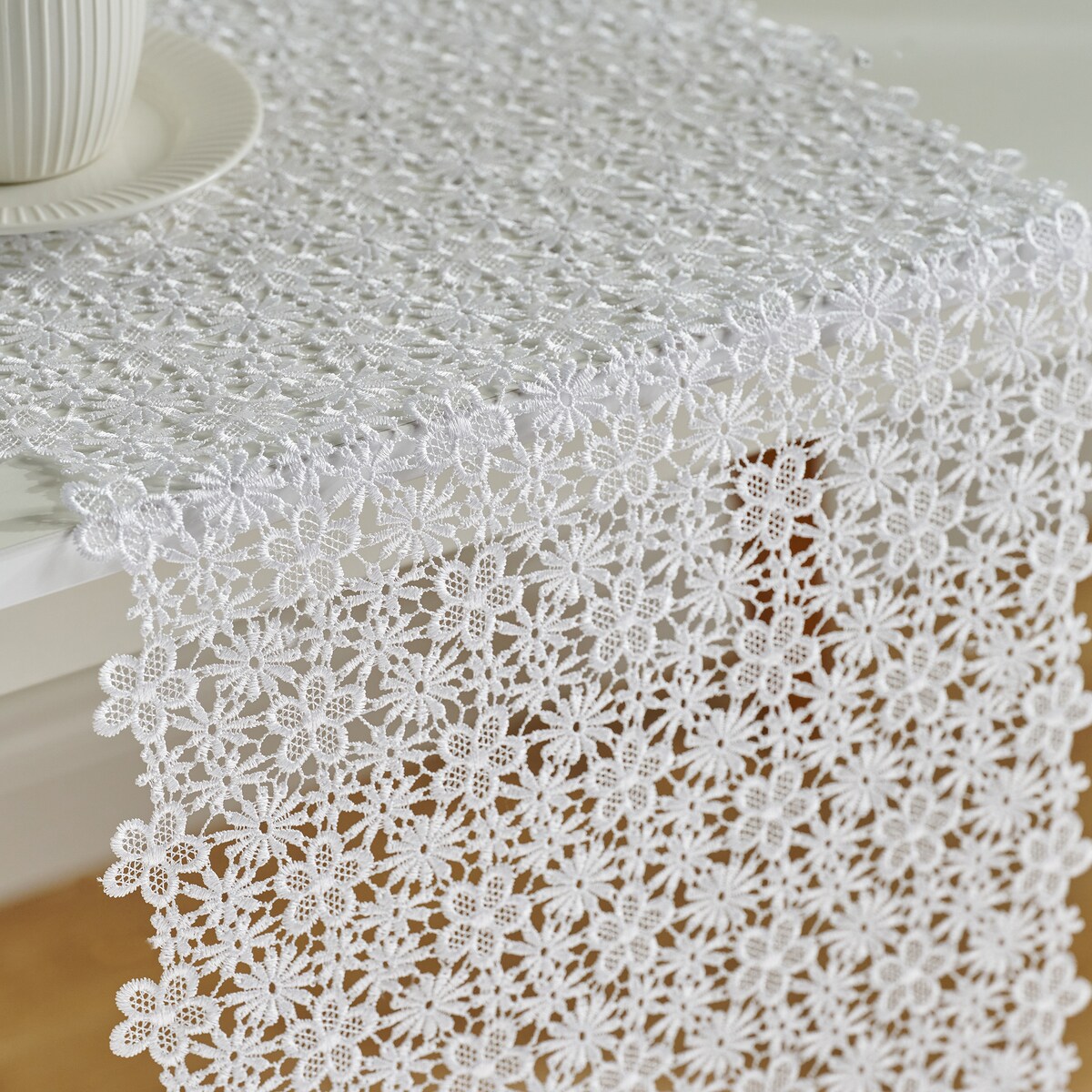 Bieżnik koronkowy Florina 35x180 cm z motywem kwiatowym