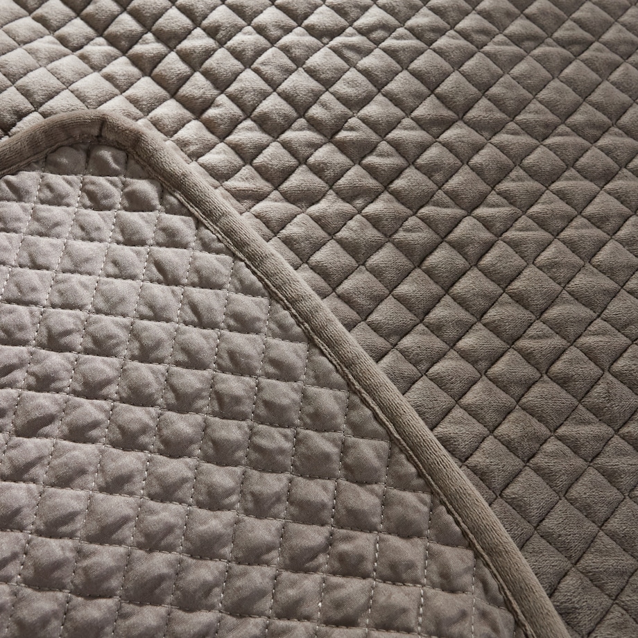 Jednokolorowa narzuta na łóżko Plums 200x220 cm