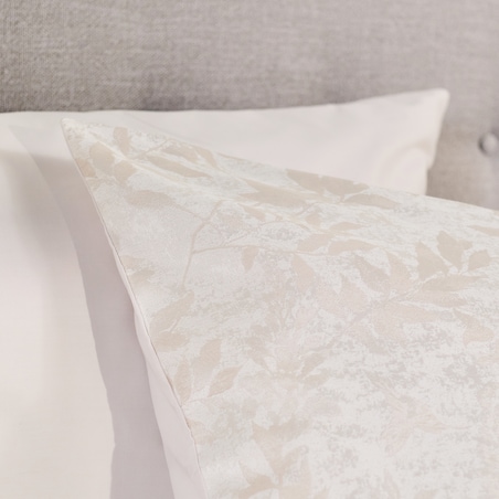 Pościel Żakardowa Swanette 200x220 cm z motywem roślinnym