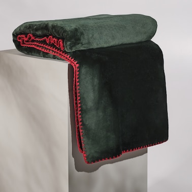 Jednokolorowy koc z wiskozą Maresa 150x200 cm