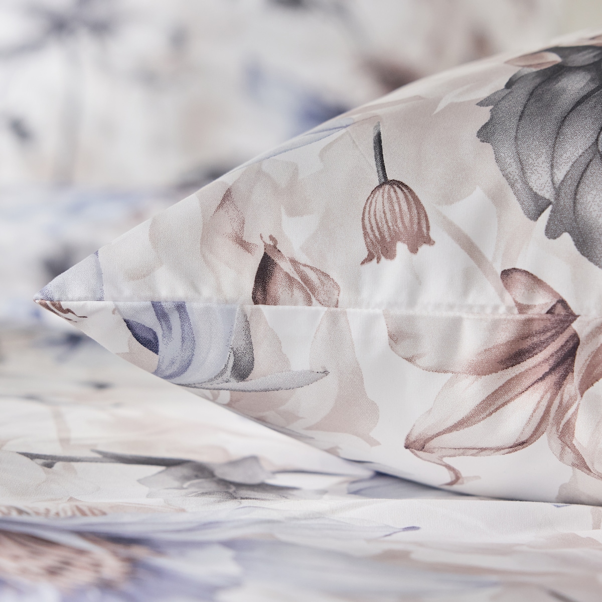 Komplet pościeli z mikrofibry Armi 160x200 cm z 2 poszewkami 70x80