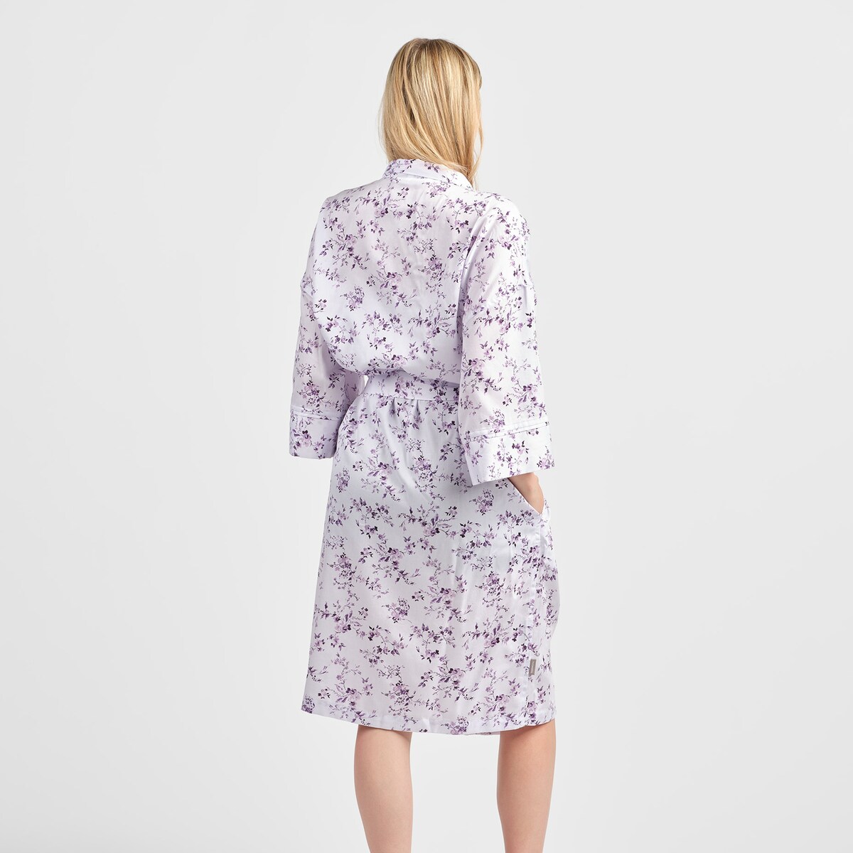 Szlafrok z bawełny satynowej Fiorre z motywem kwiatowym