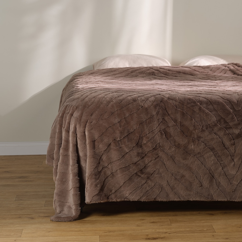 Narzuta Futrzana Sarafi 180x220 cm z motywem zwierzęcym