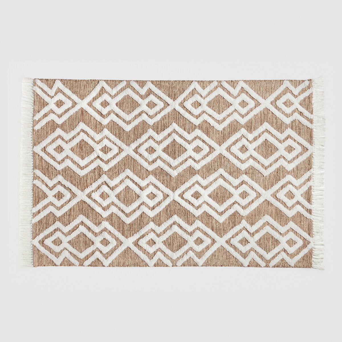 Dywan Nesna 120x180 cm z wzorem geometrycznym