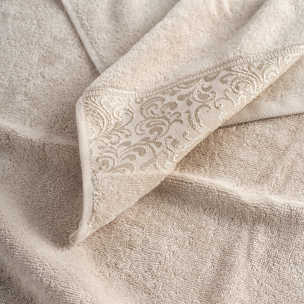 Ręcznik dekoracyjny Arabessi 50x90 cm z motywem arabeski