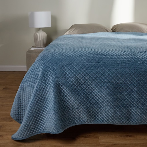 Jednokolorowa narzuta na łóżko Plums 200x220 cm z motywem geometrycznym