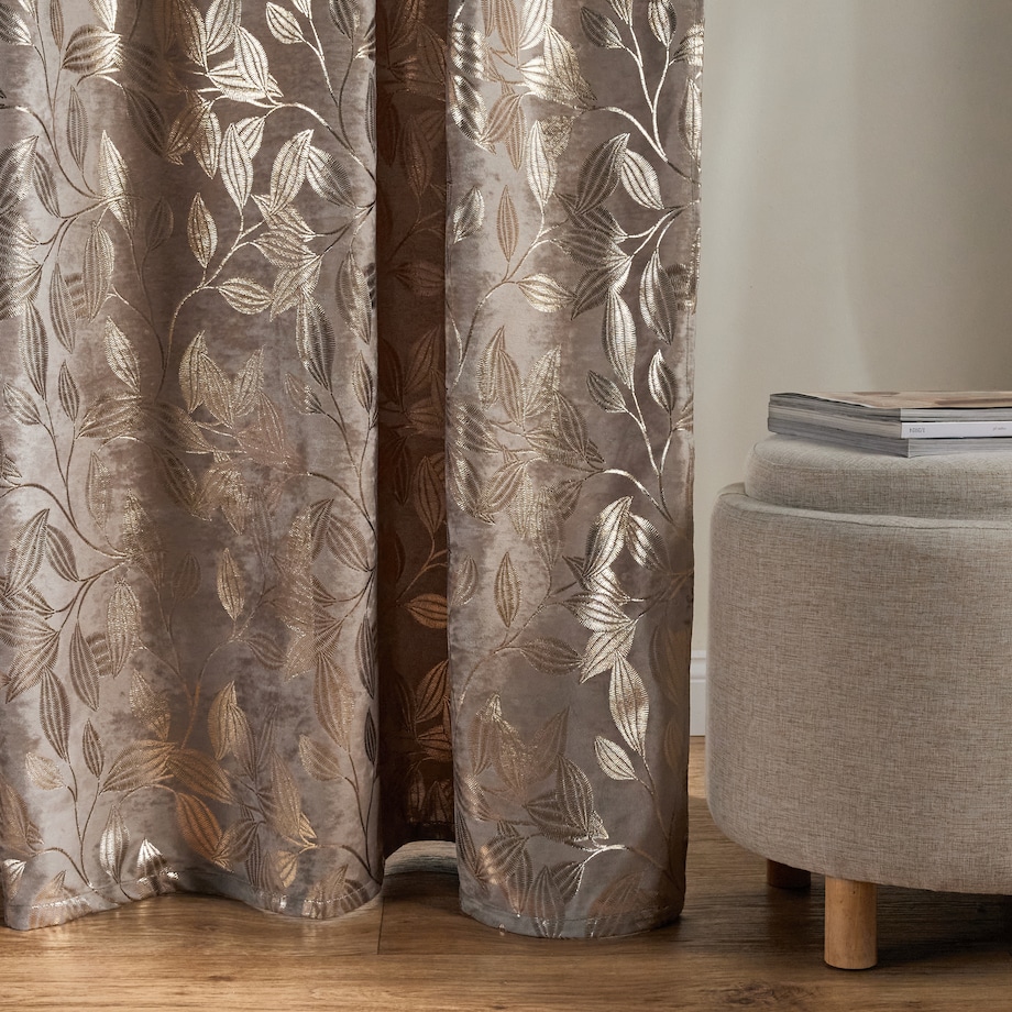 Zasłona Blomstela 140x250 cm z motywem roślinnym