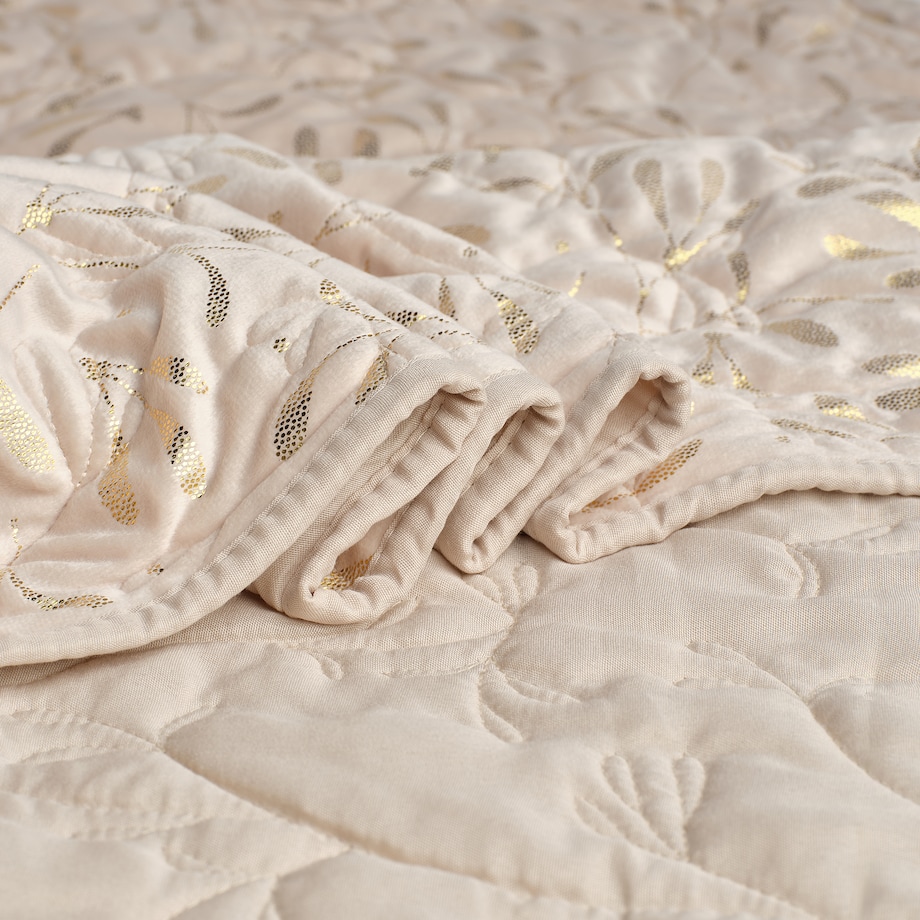 Wzorzysta narzuta na łóżko Mistelo 200x220 cm z motywem arabeski i liści