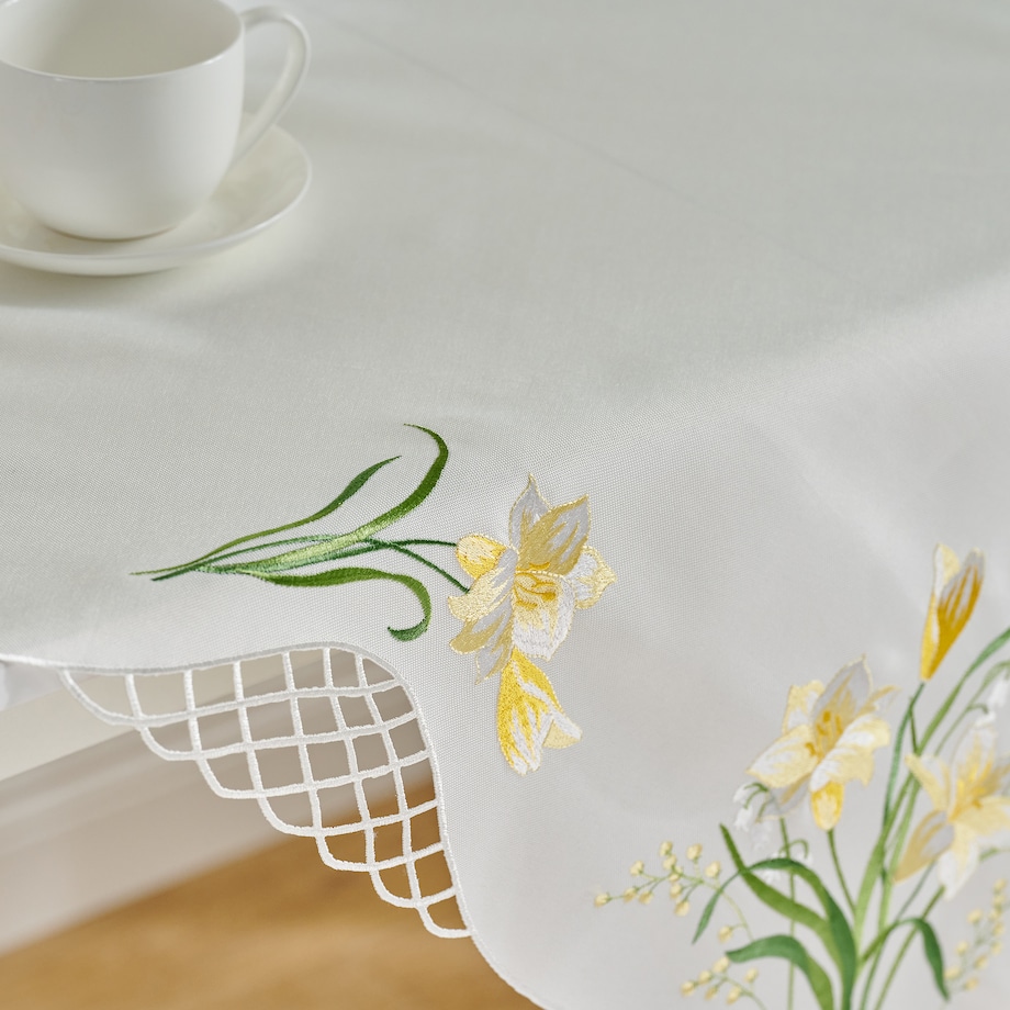 Serweta Haftowana Dafodil 80x80 cm z motywem kwiatowym
