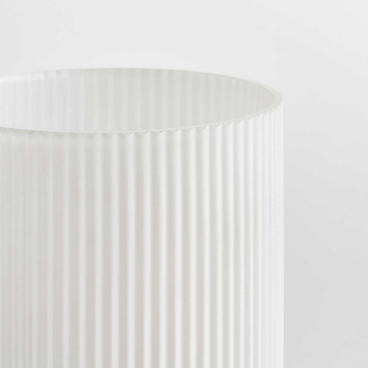 Wazon Veer z motywem geometrycznym