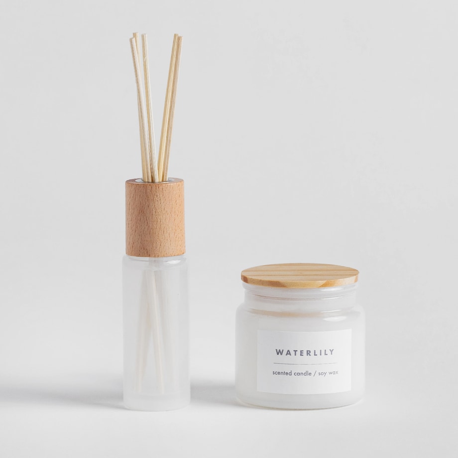 Odświeżacz Powietrza Lauralis z motywem napisów