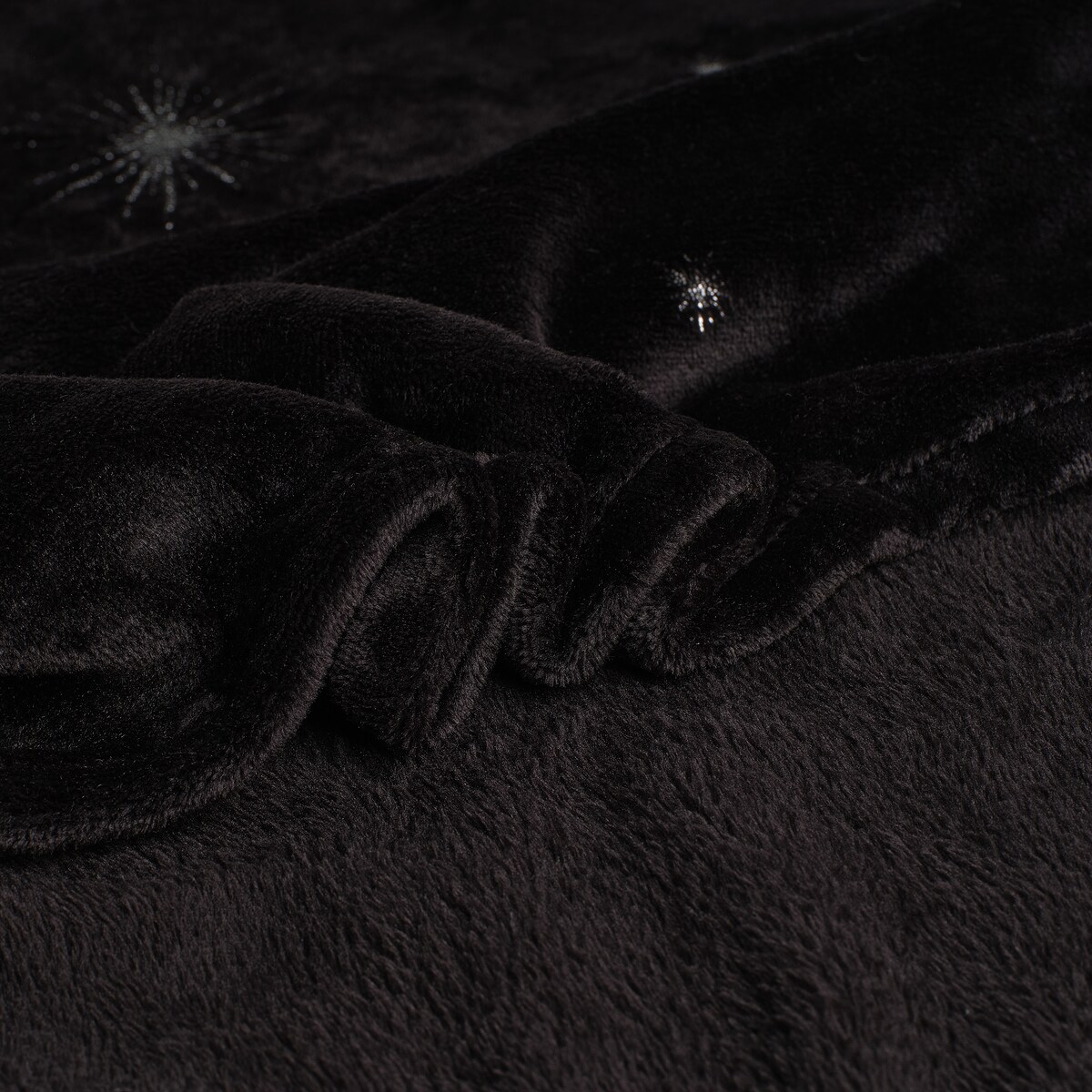 Drukowany koc Snierza 150x200 cm z motywem gwiazdy