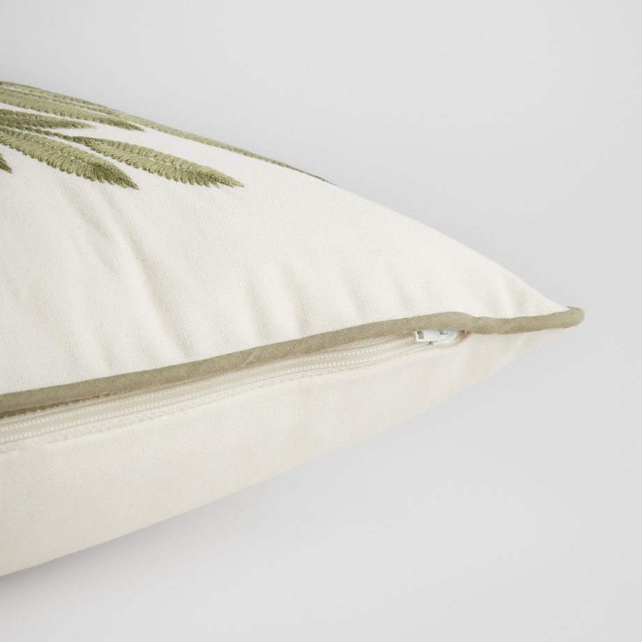 Poszewka Haftowana Rumianko 45x45 cm z motywem kwiatowym