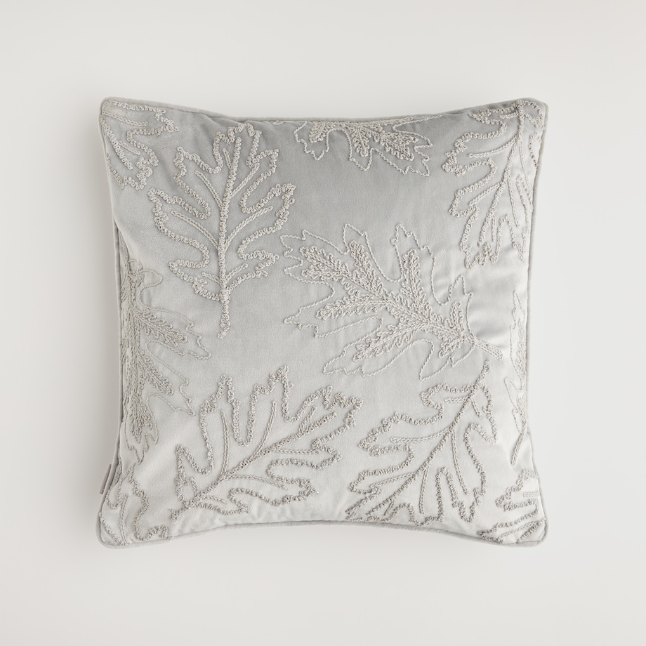 Poszewka Haftowana Maple 45x45 cm z motywem liściastym