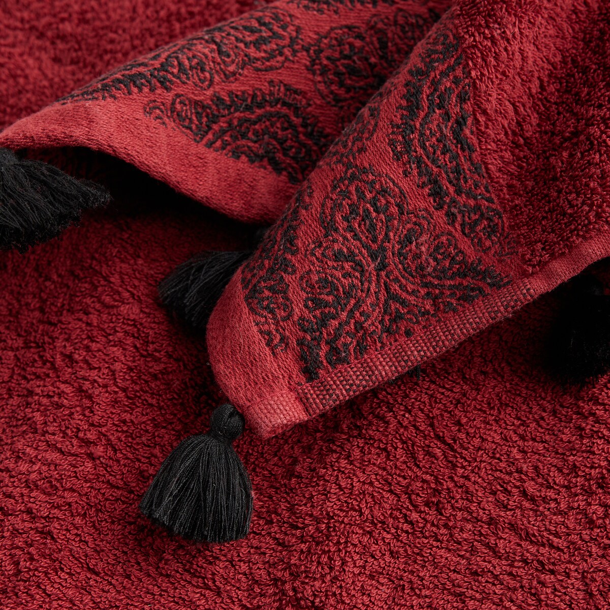 Ręcznik Beska 50x90 cm z motywem arabeski