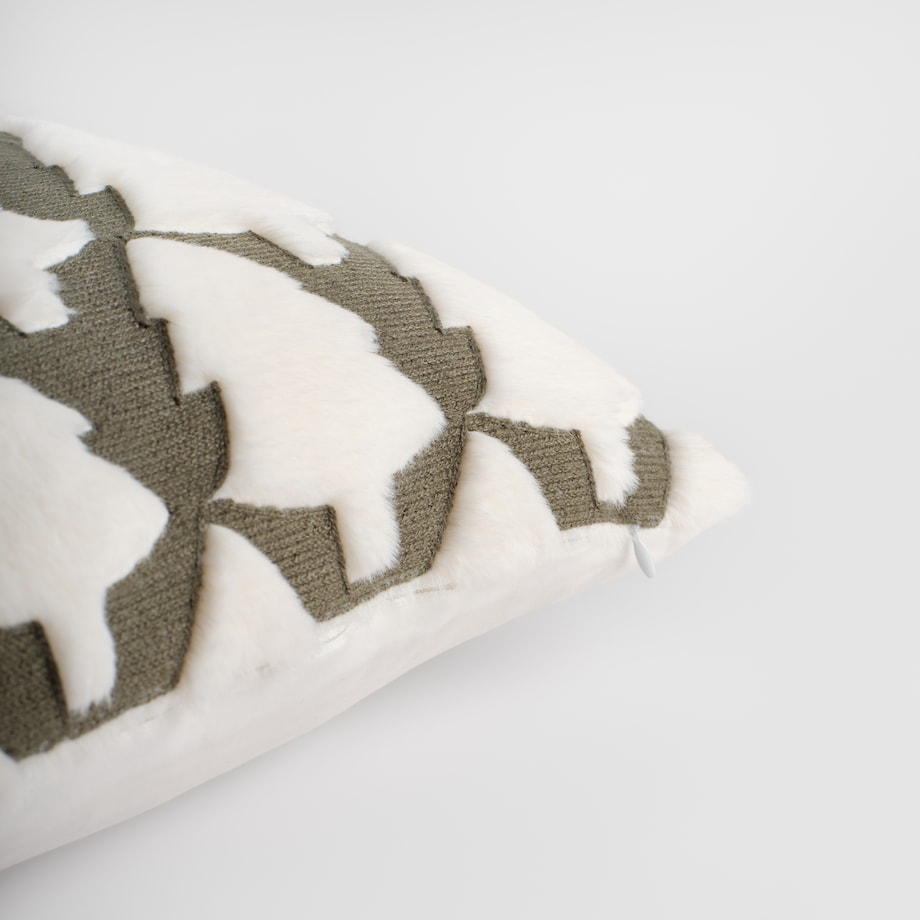 Poszewka Futrzana Furfiria 45x45 cm z motywem choinki