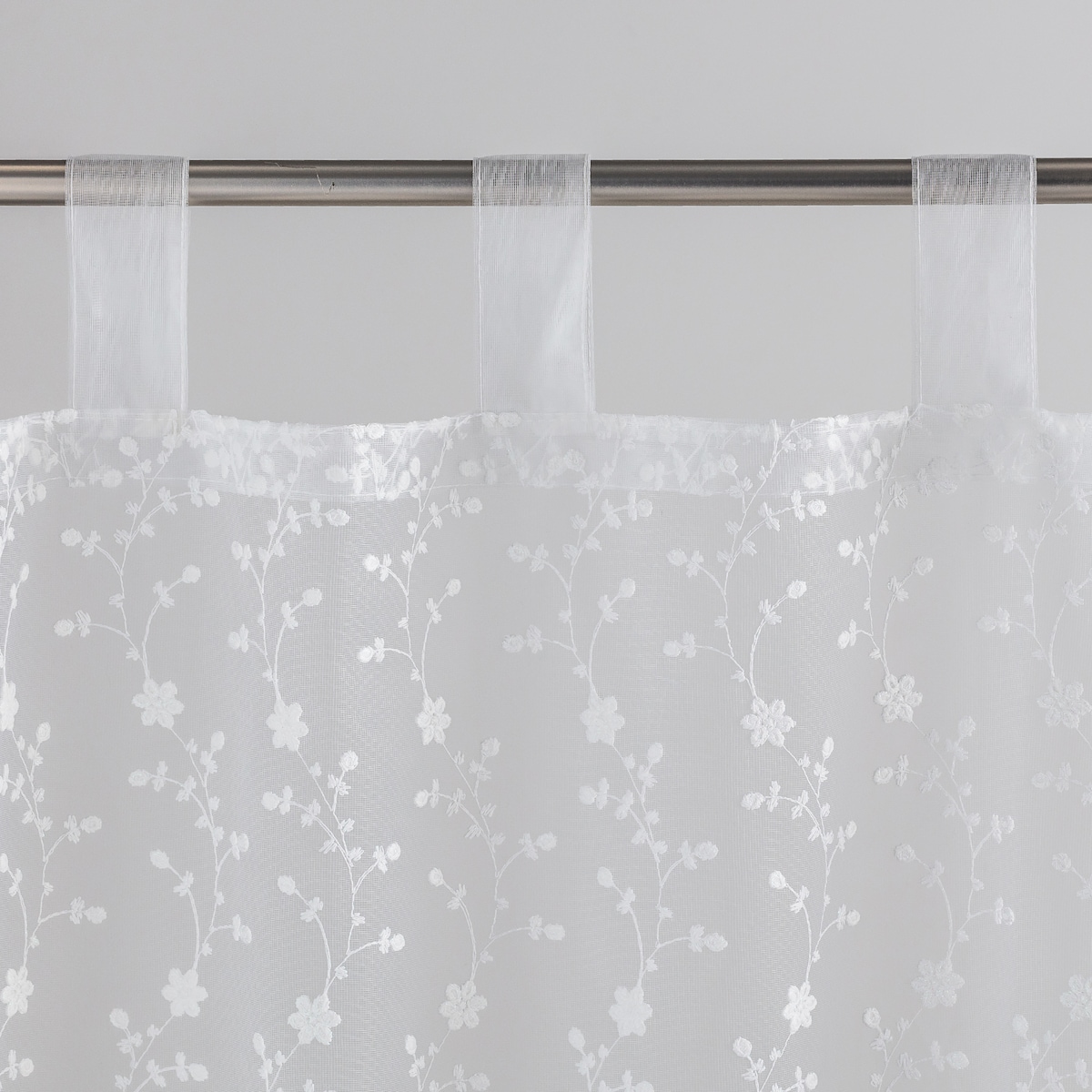 Firana Gaia 140x250 cm z motywem kwiatowym