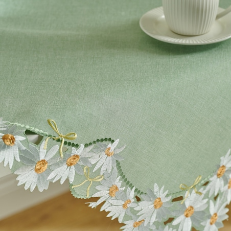 Serweta Haftowana Mintsy 80x80 cm z motywem kwiatowym