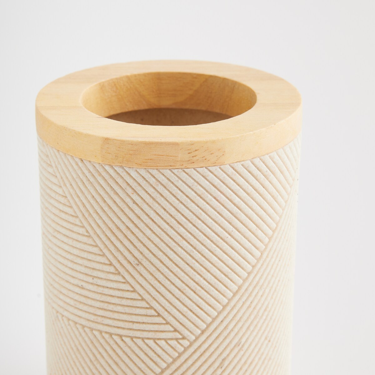 Kubek Łazienkowy Ravanna z motywem geometrycznym